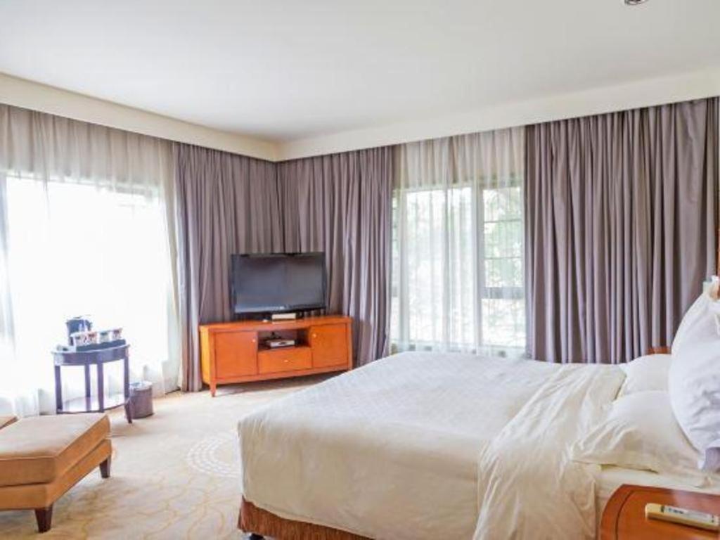 Ocean Spring Metropark Hotel Zhuhai Extérieur photo