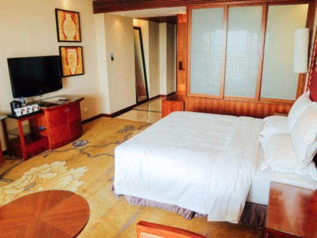 Ocean Spring Metropark Hotel Zhuhai Extérieur photo